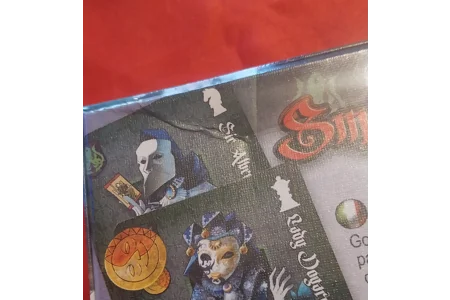 Giochi Uniti Smiles & Daggers Family Strategy Board Game NEW Giochi Uniti Smiles & Daggers Family Strategy Board Game NEW