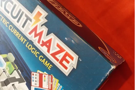 Thinkfun Circuit Maze Electric Current Logic Game COMPLETE
