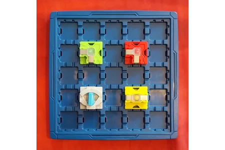 Thinkfun Circuit Maze Electric Current Logic Game COMPLETE
