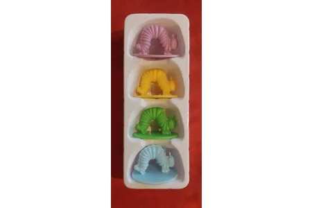 Briarpatch Let's Feed - The Very Hungry Caterpillar Children's Game COMPLETE