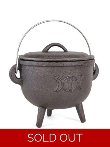 Cast Iron Cauldron with Triple Moon Design 13.5cm Cast Iron Cauldron with Triple Moon Design 13.5cm