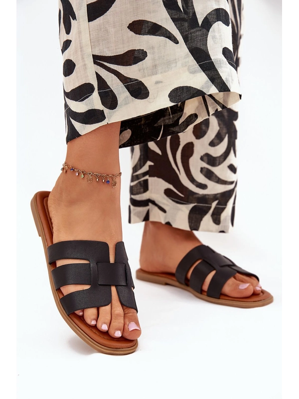 Step In Style Flip-Flops - Black