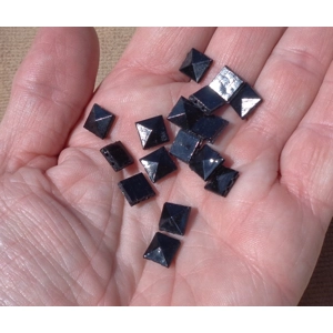 Black Square Glass Nailhead Beads 8mm 033