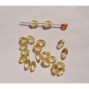 12 Light Topaz Oval Glass Beads 15mm Embellishment