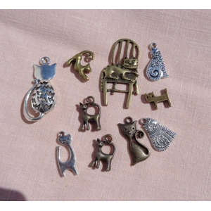 10 Cat Mixed Charms Various Sizes and Color Charms Pendant Crafting