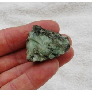 Emerald Raw Gemstone 1.25 Inch Energy Work B