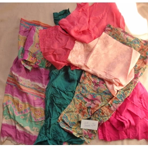 Silk Scrap Fabric Lot Reclaimed clothing 3 oz Crafting S6