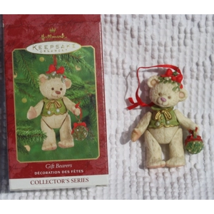 Hallmark Keepsakes 2000 Gift Bearers Ornament