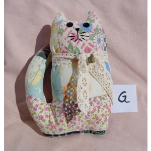 Vintage Quilt Cat Shelf Sitter 7 Inch Farmhouse Ornies Bowl Filler G