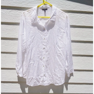 Eileen Fisher White Tencel Blouse White Top 1X Long Sleeve 3Button