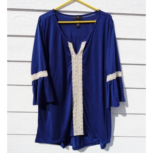 Karen Brooks 2x Top Blue Lace Accent 48 Chest Boho Flare Sleeves