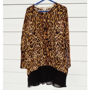 LOGO Lori Goldstein Leopard Animal Print Tunic Top Large 43 Chest