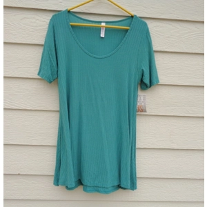 Lularoe Perfect T A-line Top Tee Shirt NWT XS 35 Chest Dark Aqua