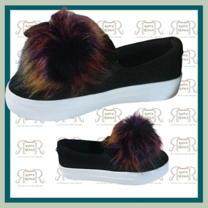 Black and White Steve Madden Canvas Shoe size 4/5