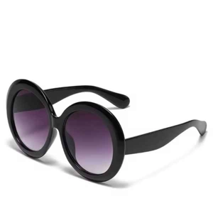 black round sunglass