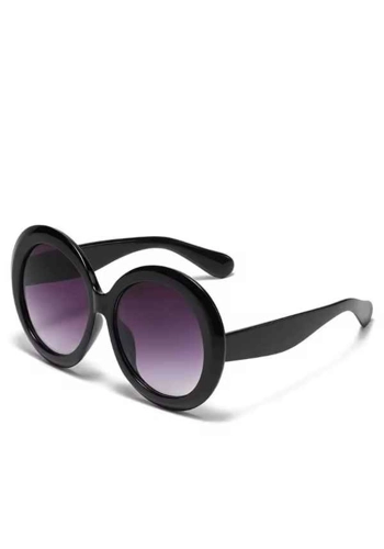 black round sunglass