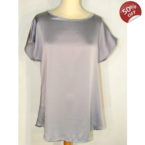 Μπλούζα κοντομάνικη με σατέν υφή