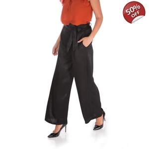 Μακριά παντελόνα με ζώνη