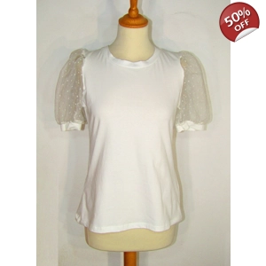 Μπλούζα με φουσκωτά πουά μανίκια