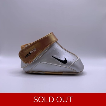 Nike First Total 90 III