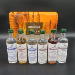 Distillerie de Labourdonnais Rhum Mauritius Rum 6 x 50ml. ..