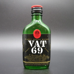 VAT 69 finest scotch whisky, miniature 1970s