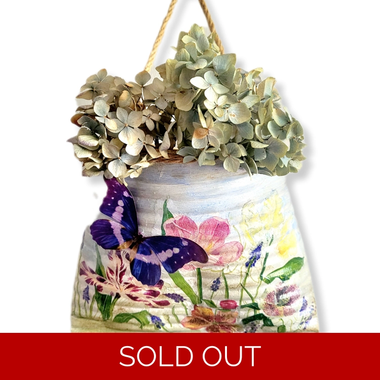Butterfly Hanging Planter/Ti..