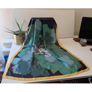 Women's long scarf, handmade Lotus Flower, hand embroidered. Silk with Lotus Flower. 180x85CM