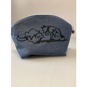 Cosmetic bag