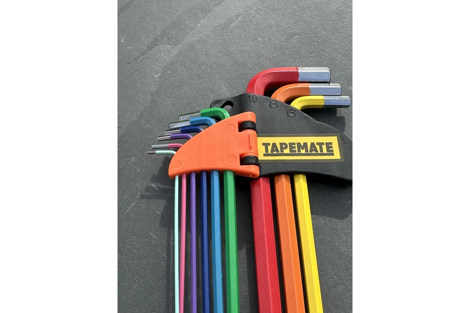 Allen key set 230mm chrome vanadium colour coded size 1.5m..