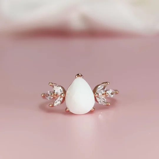 Tear drop Ring ~ Cred