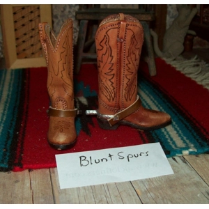 Blunt spurs