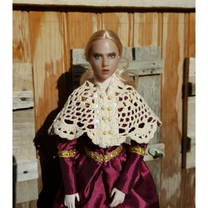 cream shawl/collar