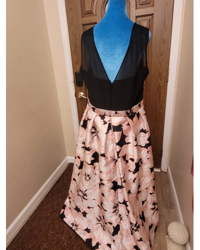 Size 16-18, Black Fitted, Floral High-Low Dress