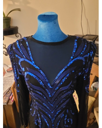 1980's Size 4-6 Stunning Blue & Black Sequined Evening Dress