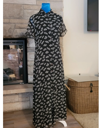 Chiffon 1970's Black Dress with White Daisies