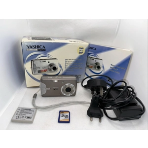 Yashica EZ7030 7MP Digital Camera Tested Plus Charger Battery 2GB SD Card Boxed