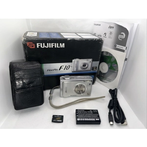 Fujifilm FinePix F Series F10 6.3MP Digital Camera Tested Charger Battery Memory