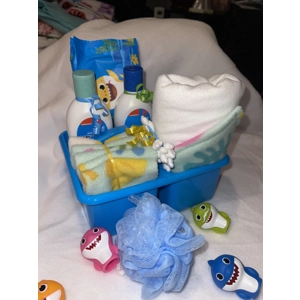 Baby Shark Bath Gift Set, 12 Pc