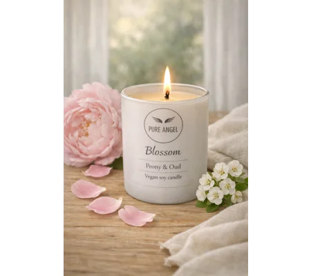 Blossom - Peony and Oud fragranced candle