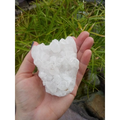10 oz. White Quartz Points Crystal Cluster Specimen from Aurangabad, India.  Z68. You get this piece