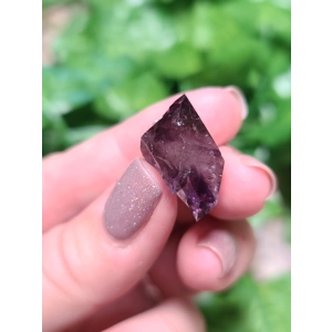 6 Gram. Amethyst Crystal Double Terminated Point from Chibuku Mine, Zambezi Valley, Zimbabwe. S9. Yo