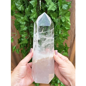 3.73 Lb Clear Quartz Crystal Point. 9.25 Inch Clear Polished Quartz Crystal Point. You get this piec