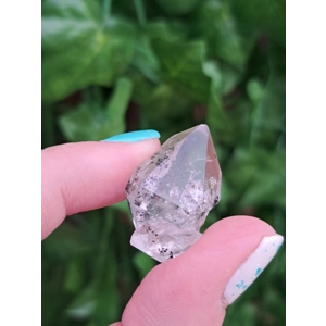 0.26 oz. Herkimer Diamond Quartz Crystal Turtle Clan Ridge in Fonda NY. 7.4 grams. H39. You get this
