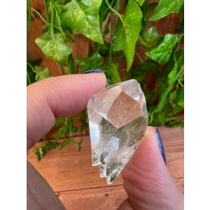 0.62 oz Clear Quartz Double Terminated Crystal with Timelinks from Brazil 17.5 Grams. You get this p