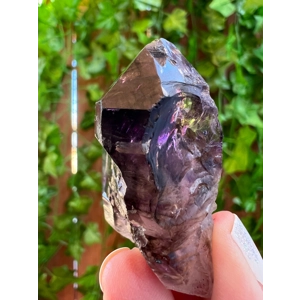 1.28 oz. Amethyst Crystal Scepter Point with Enhydro's and Hematite from Karoi District, Mashonaland