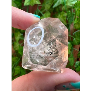 1.05 oz. MOVING Enhydro Herkimer Diamond Quartz Crystal from Herkimer County NY. 29.7 grams. E2 You