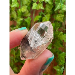 0.31 oz Herkimer Diamond Quartz Crystal Turtle Clan Ridge in Fonda NY. 9 grams. H5. You get this pie