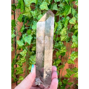 8 oz. Super Clear Smoky Quartz With Etching. 5.6 Inch Tall All Natural Water Clear Smoky Quartz Poin