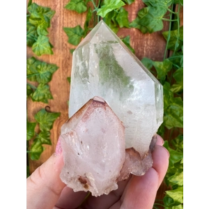 9.15 oz. Clear Quartz Crystal Points. Twin Quartz Crystal. You get this piece!